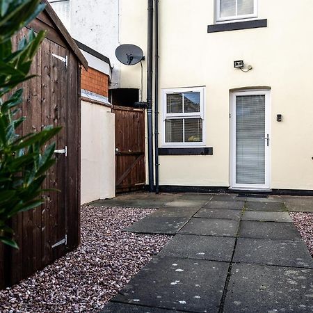 Wrea Cottage, 2 Bedrooms Wifi & Parking Near Ribby Hall Wrea Green Esterno foto