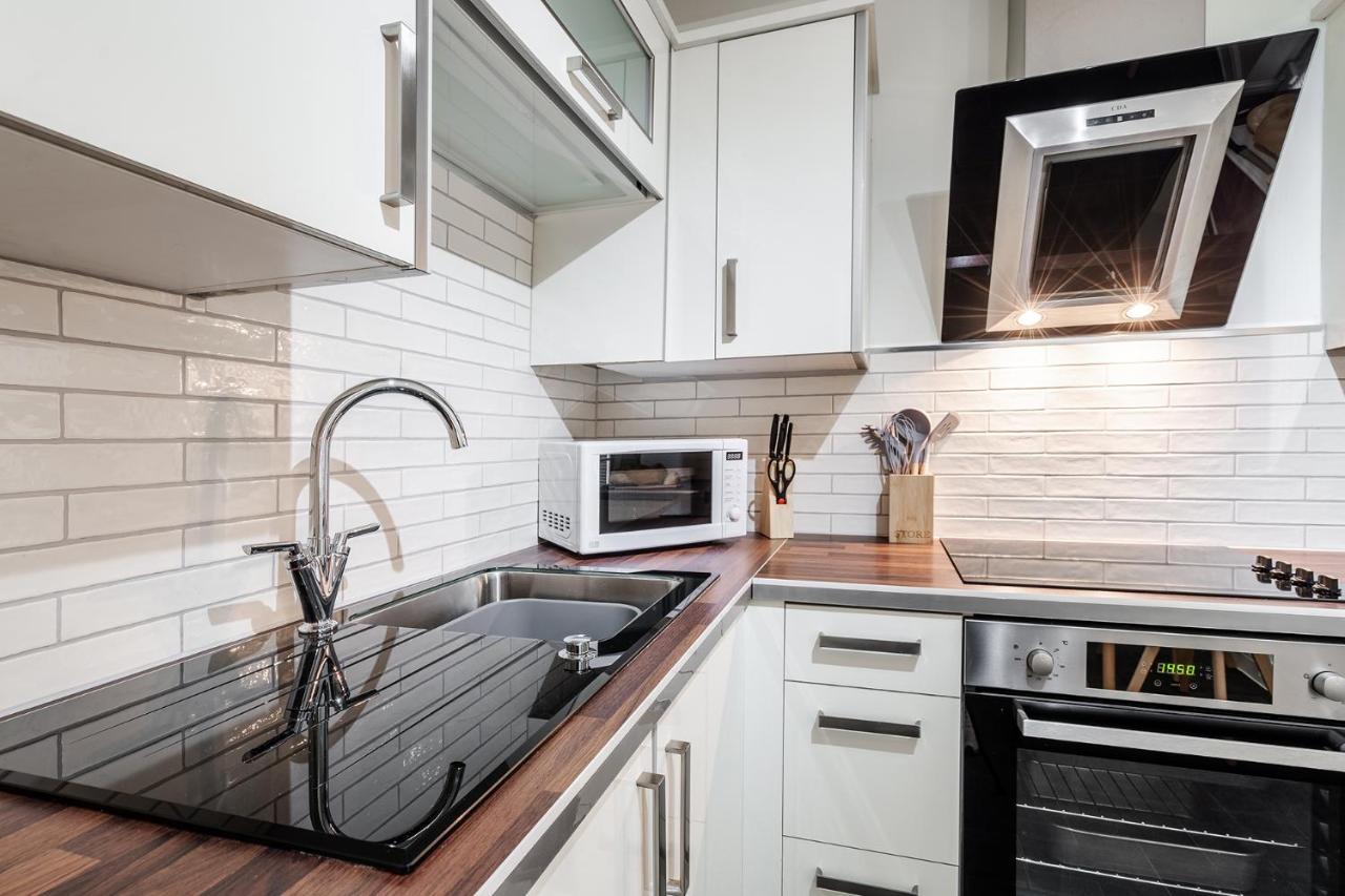Wrea Cottage, 2 Bedrooms Wifi & Parking Near Ribby Hall Wrea Green Esterno foto