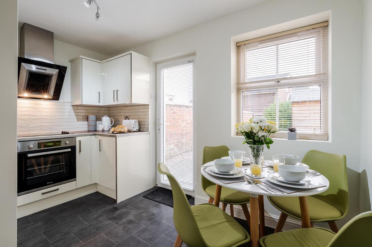 Wrea Cottage, 2 Bedrooms Wifi & Parking Near Ribby Hall Wrea Green Esterno foto