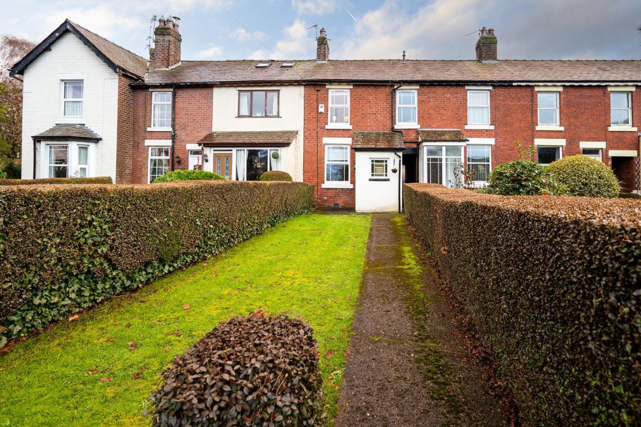 Wrea Cottage, 2 Bedrooms Wifi & Parking Near Ribby Hall Wrea Green Esterno foto